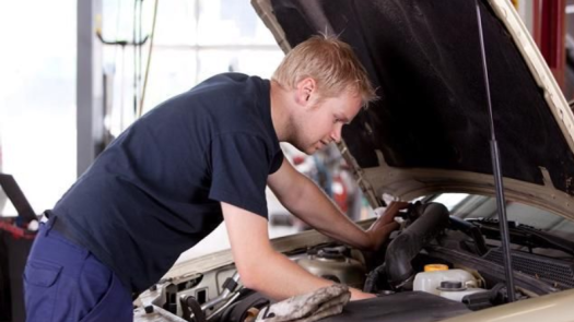 Established Auto Repair Shop with Strong Community