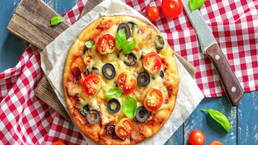 Thriving Italian Café in Prime Downtown Location