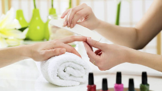 Nail Salon in Gilbert-New Equipment, Great Reviews