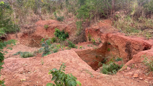 Gold Mining In Mozambique, License Area: 13,000 He