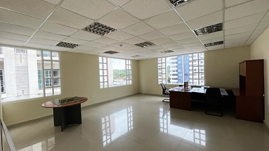 Office For Sale In Camino De Cruces, Panama City