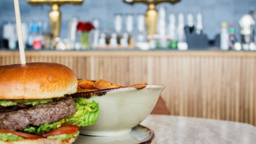 Popular Coastal Pub Restaurant near National Park