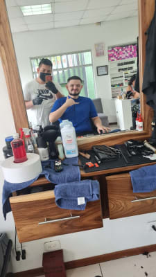Barberia AbyJor Barber Lashes y Nails