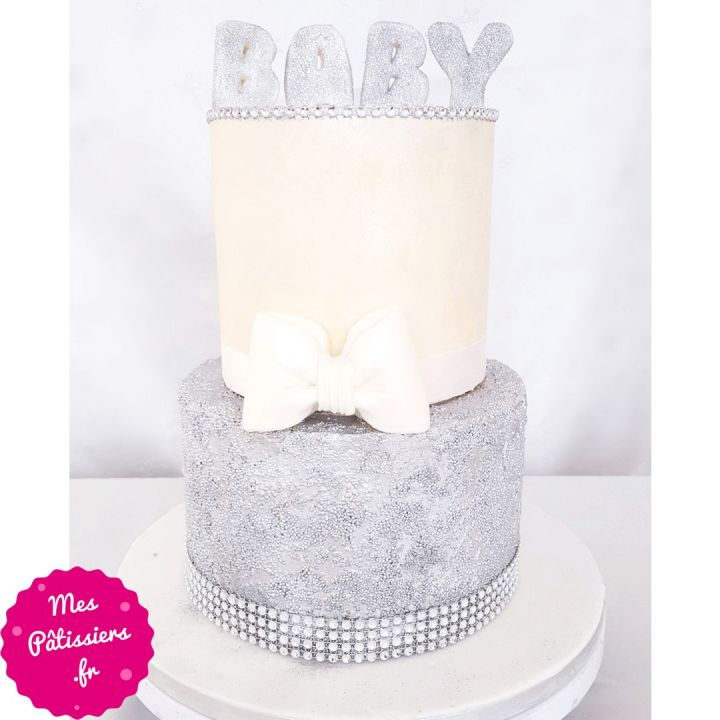 Gender Reveal cake