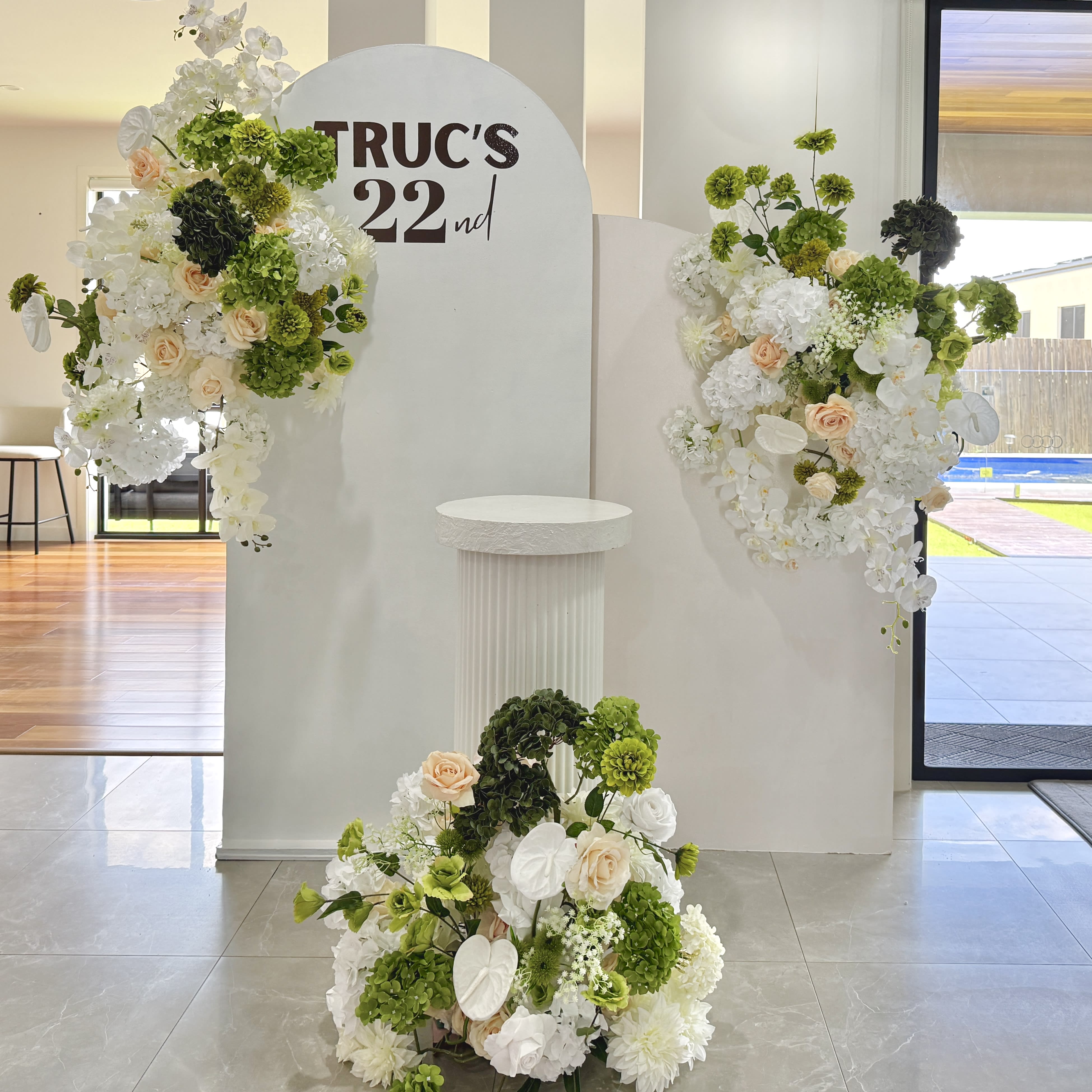 Arch & Sail Floral - Image 3