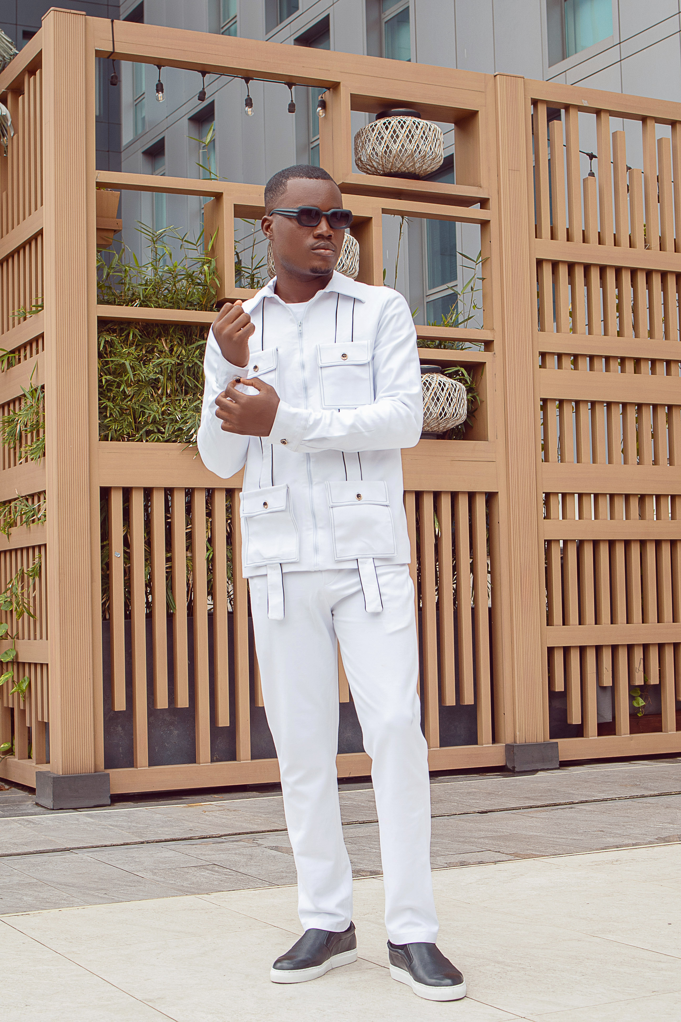 Ekplisso SS23 look