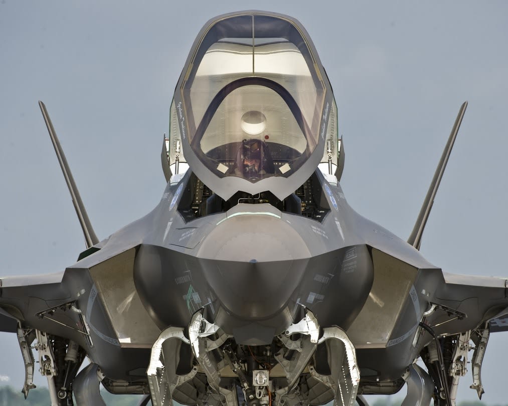 F-35 Joint Strike Fighter