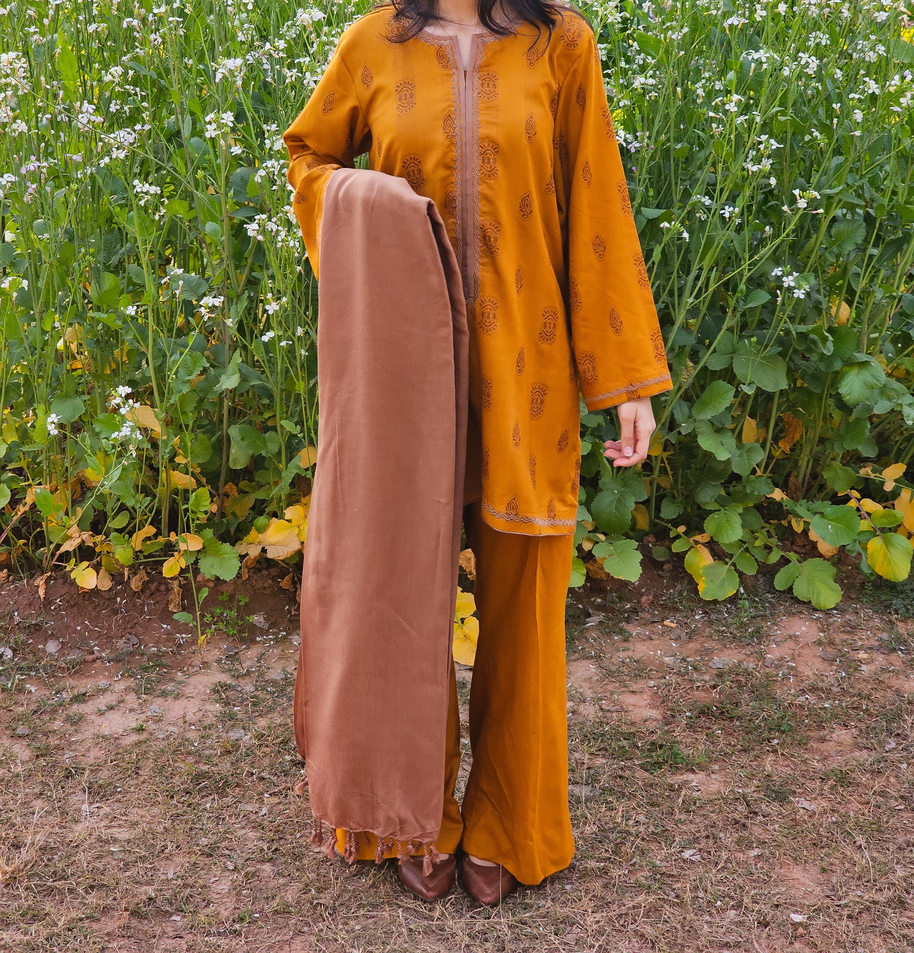 Marina 3-Piece Suit with Motifs in Self β view 1