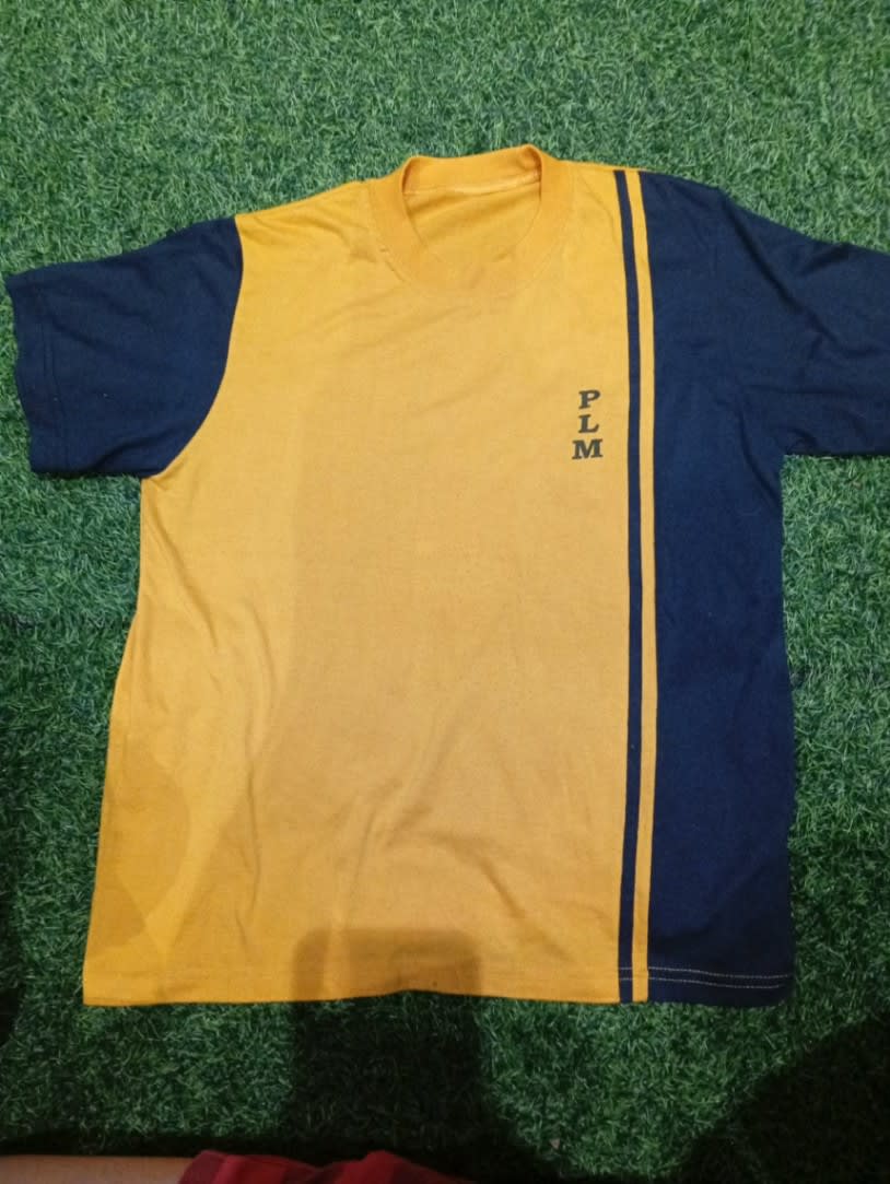 PE UNIFORM (LARGE)
