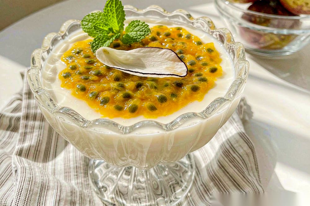 Pudim de Maracujá (百香果奶冻) – A Sobremesa Cantonesa com a Fruta do Brasil