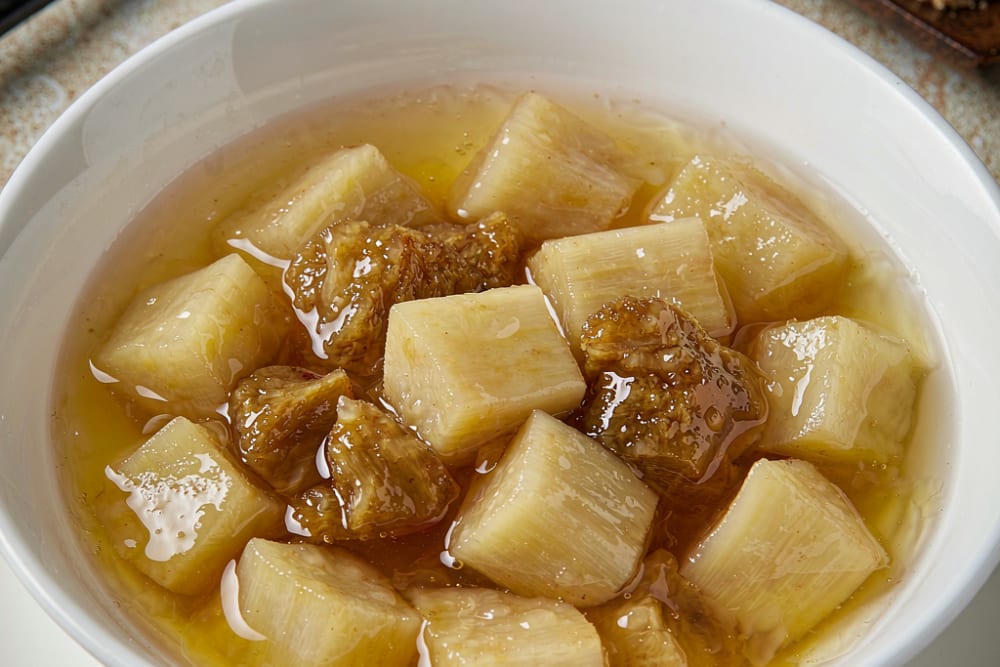 Sopa Doce de Mandioca com Gengibre (姜汁木薯糖水) – O Conforto da Cozinha Cantonesa