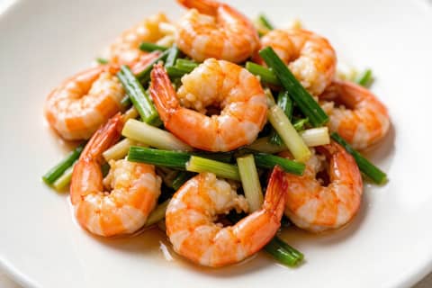 Camarão ao Molho de Cebola (葱爆虾) – Camarão Salteado e Aromático