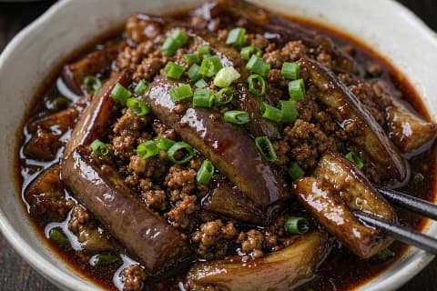 Beringela com Carne Moída (Rou Mo Qie Zi)