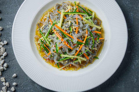 Salada de Água-Viva (凉拌海蜇)