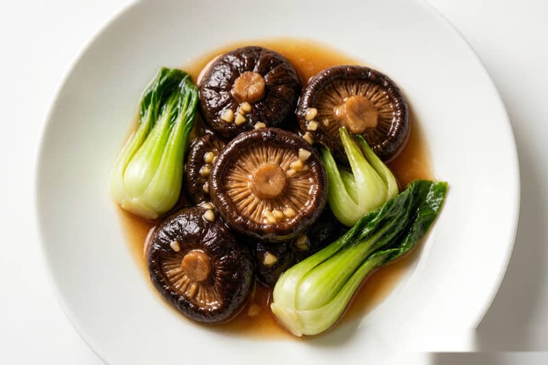 Cogumelos Shiitake com Acelga (香菇油菜) – Shiitake e Couve-Chinesa no Vapor
