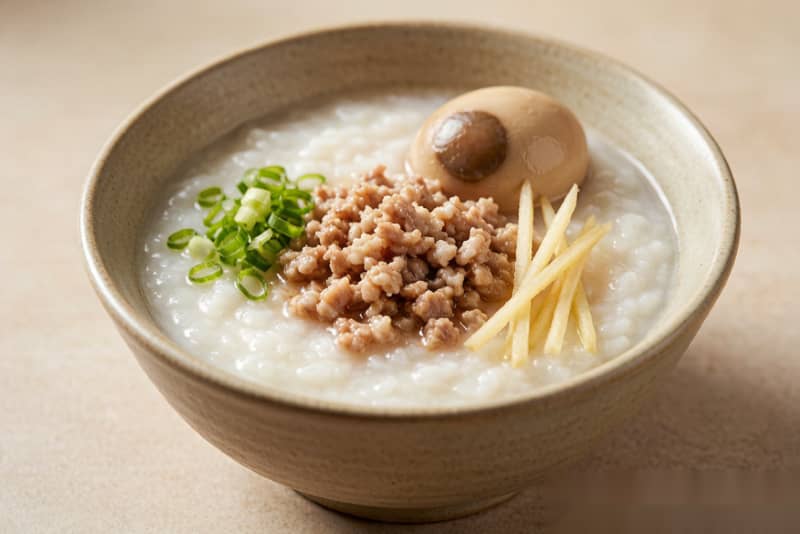 Congee de Porco (瘦肉粥) – Mingau de Arroz com Carne Suína