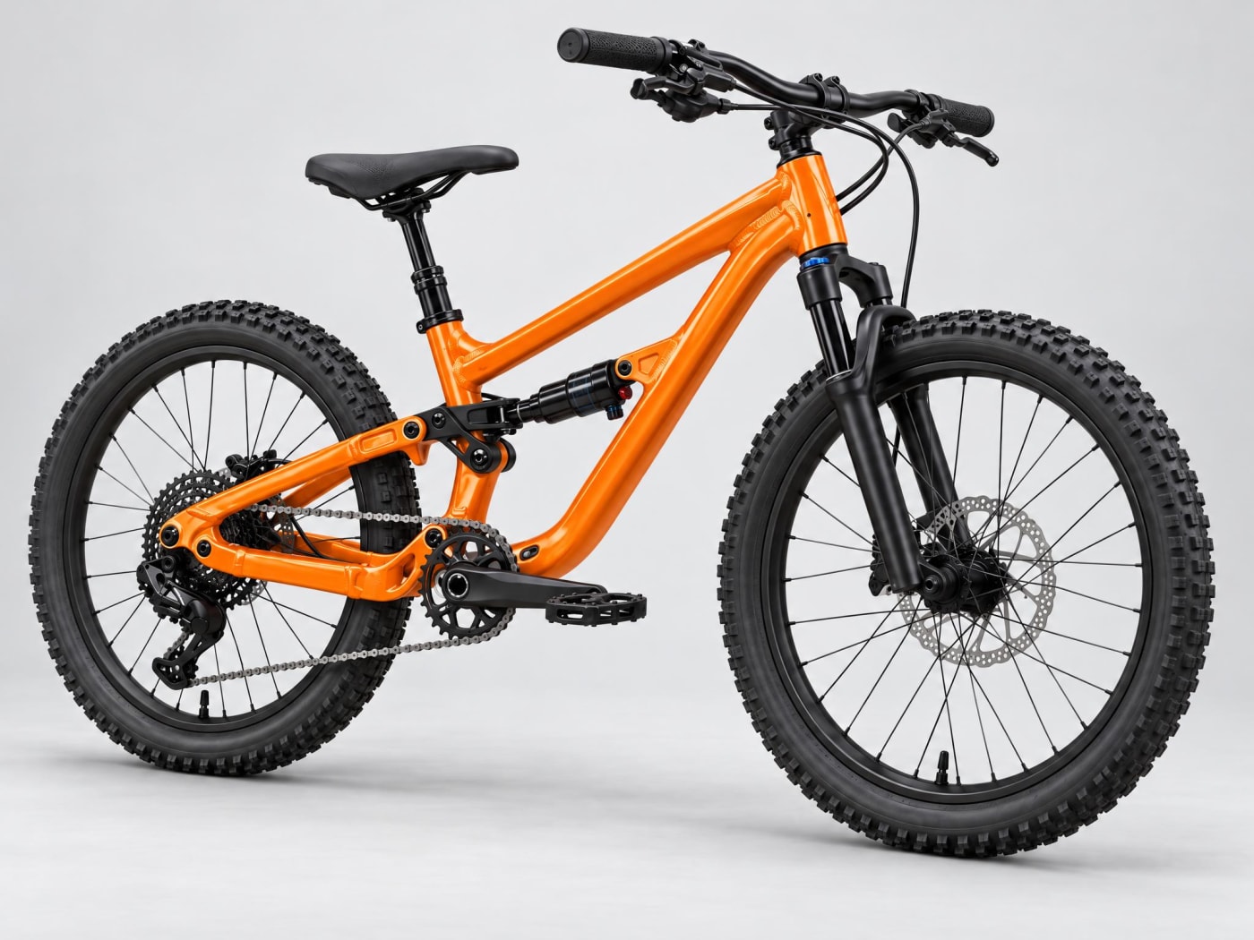 xthreem 24, mountain bike biammortizzata arancione, vista tre quarti