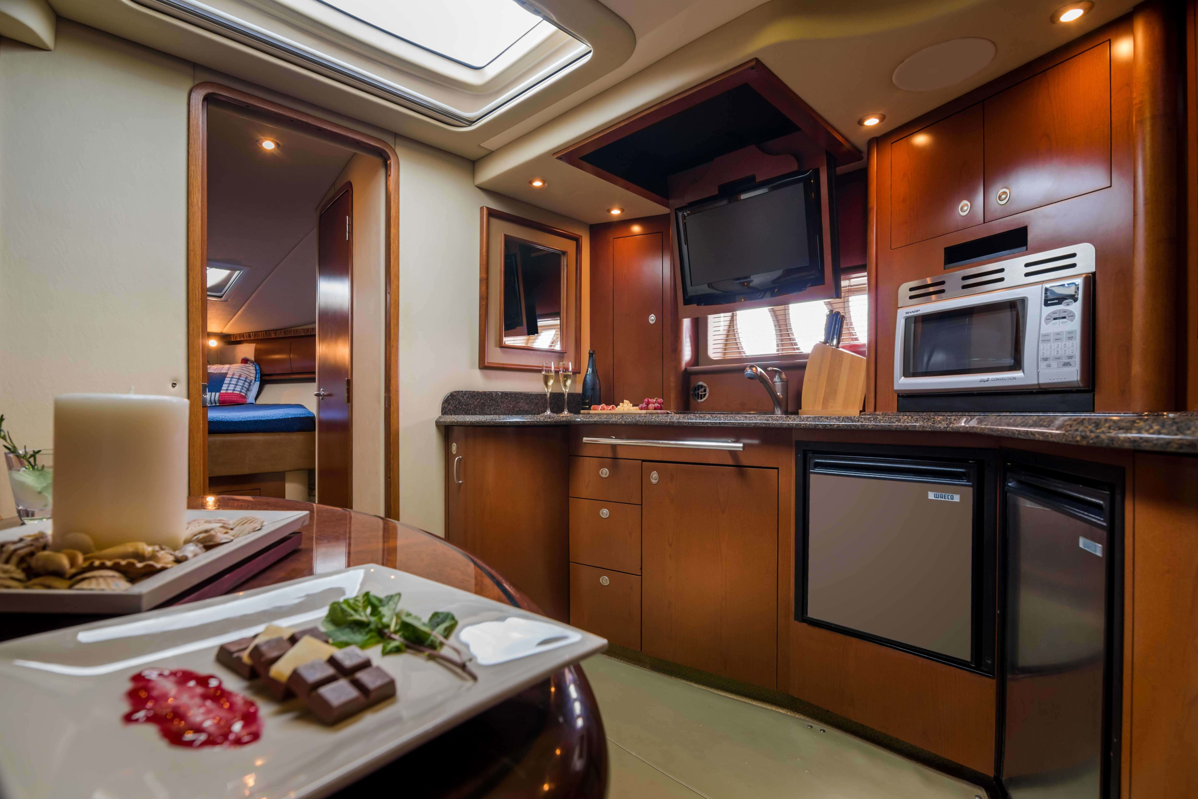 Sea Ray 44 - Vista 5