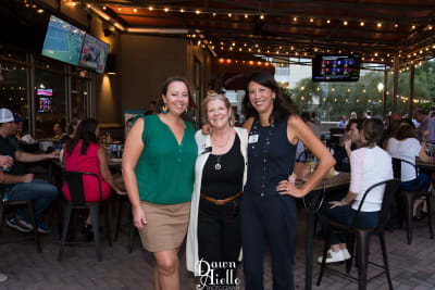 DawnAielloPhotography.Burgers.Brews.19-110.jpg