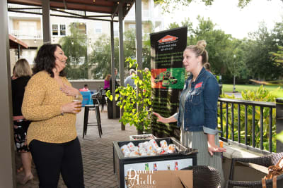 DawnAielloPhotography.Burgers.Brews.19-44.jpg