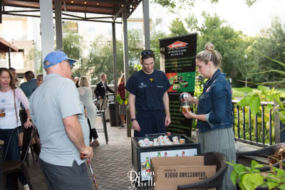 DawnAielloPhotography.Burgers.Brews.19-52.jpg