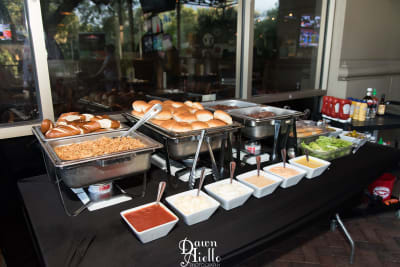 DawnAielloPhotography.Burgers.Brews.19-62.jpg