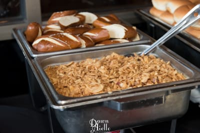 DawnAielloPhotography.Burgers.Brews.19-63.jpg