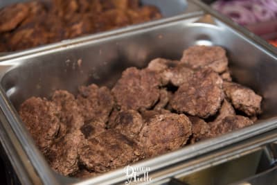 DawnAielloPhotography.Burgers.Brews.19-66.jpg