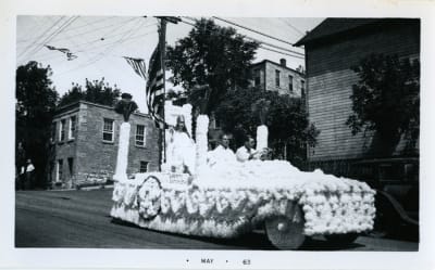 02651-Parade-1927-1.jpg