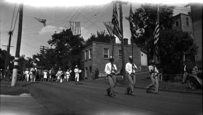 02658-Parade-1927-8.jpg