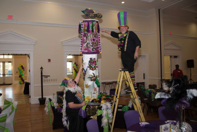 Jill-and-Bill-decorating-Superior-Table.jpg