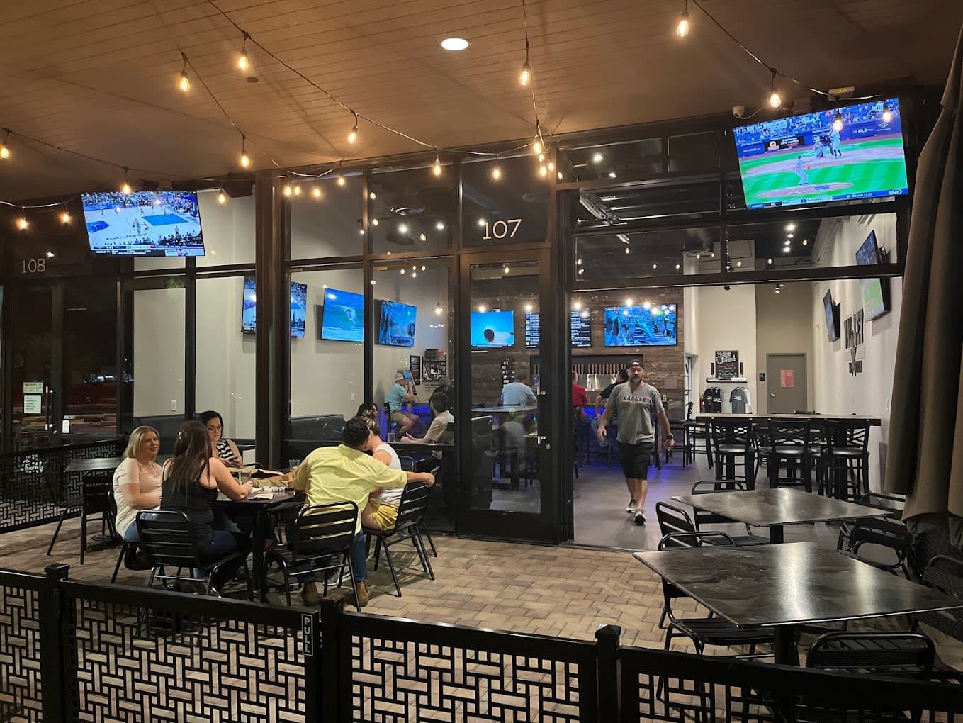 Valley Taproom, Gilbert, AZ
