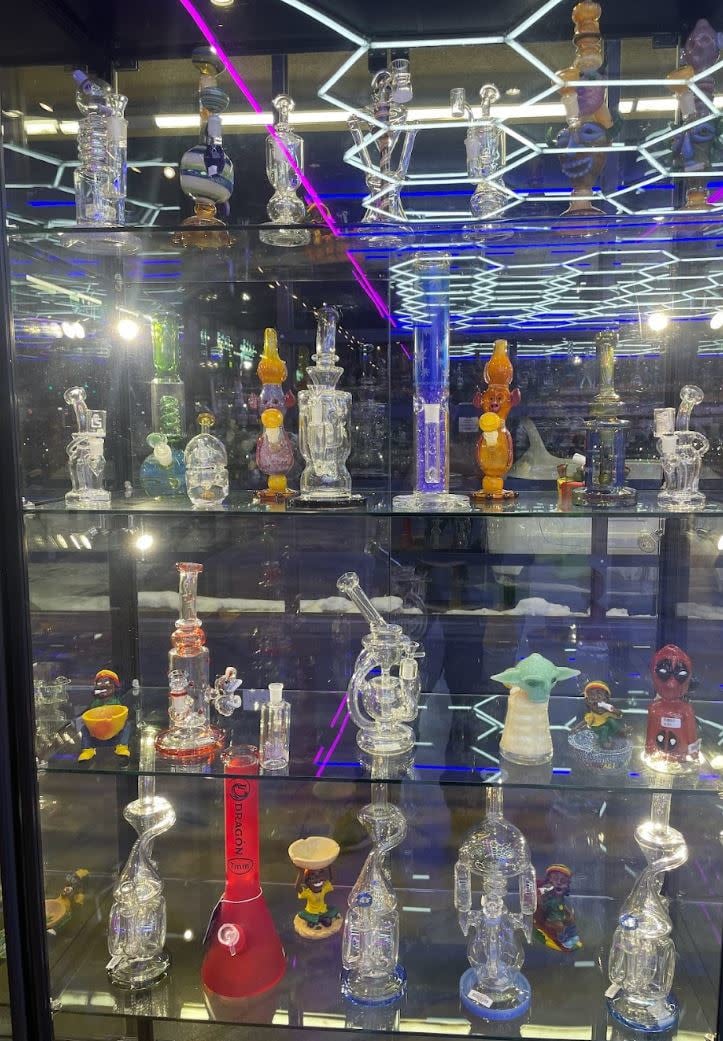 GALAXY SMOKE SHOP