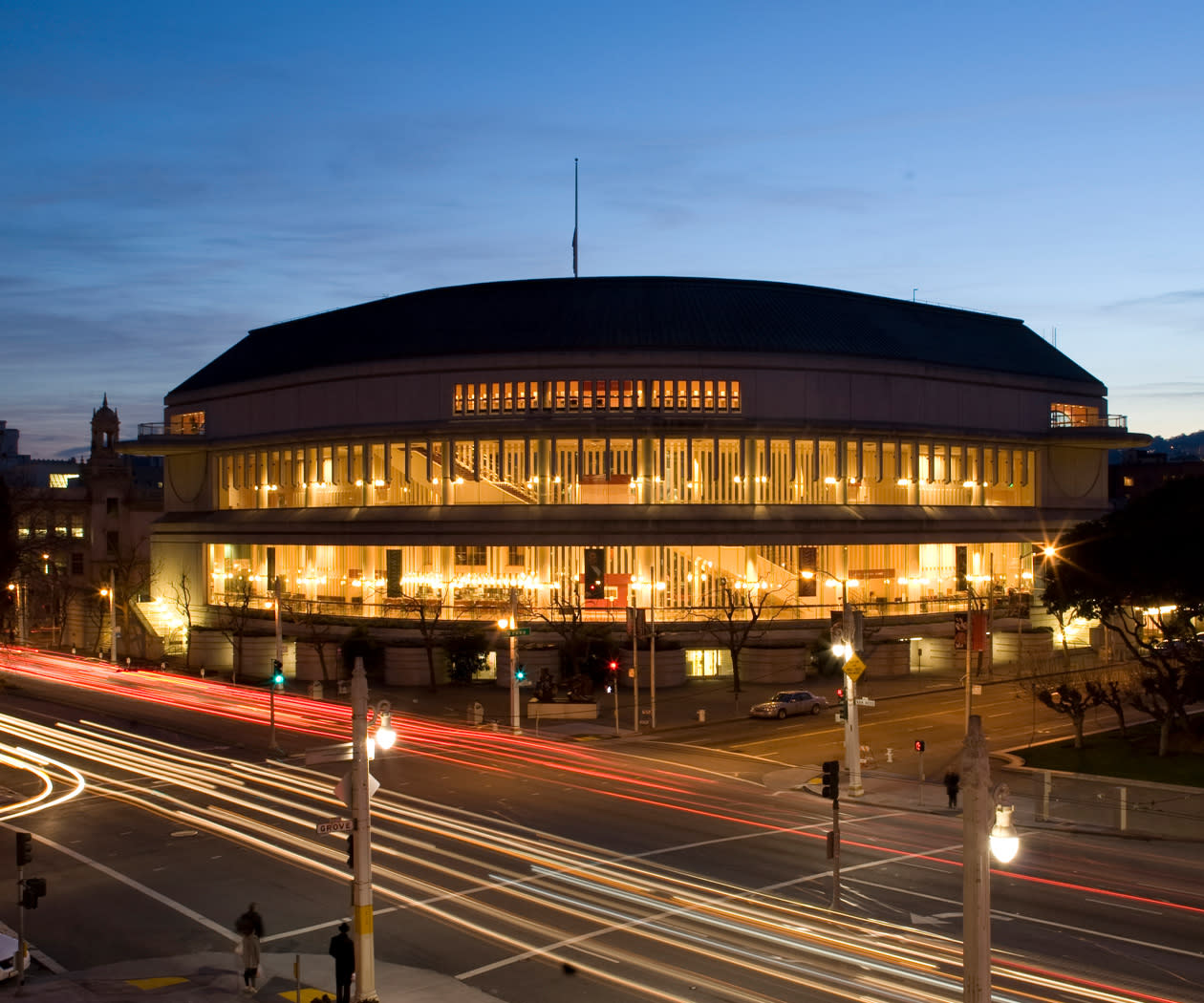 exterior of Davies Symphony Hall