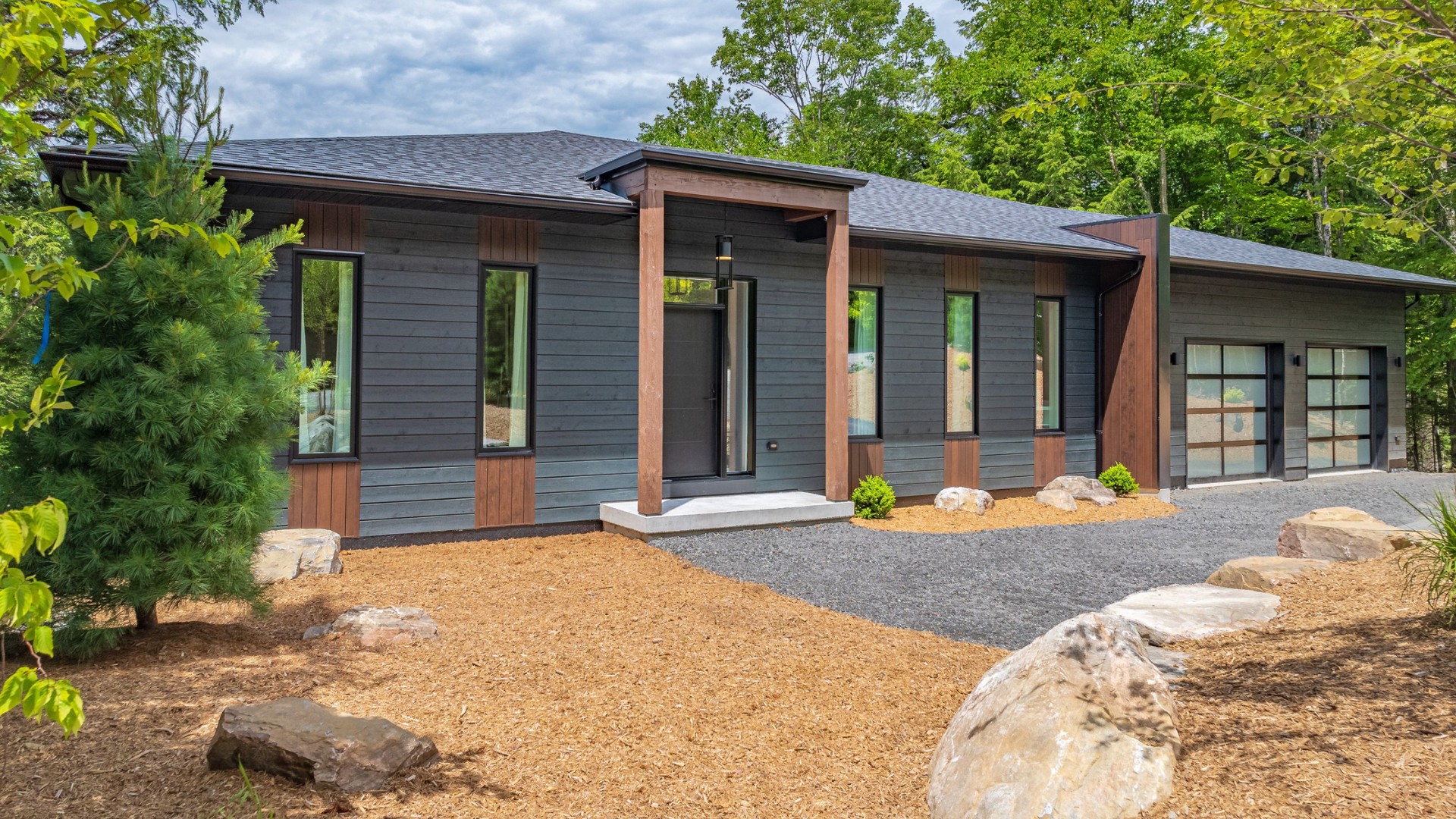 Image of Glasshaus Net Zero Home by Stratton Homes Ltd.