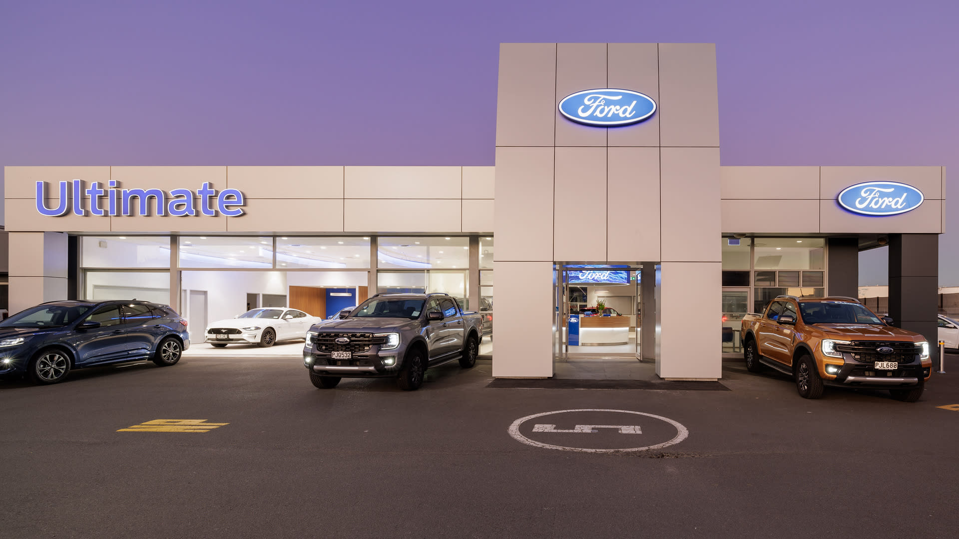 BA5 with Ultimate Motor Group Tauranga Business Chamber