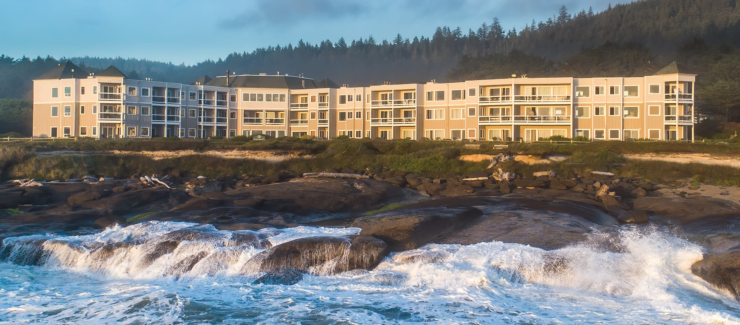 Ocean-front Overleaf Lodge & Spa