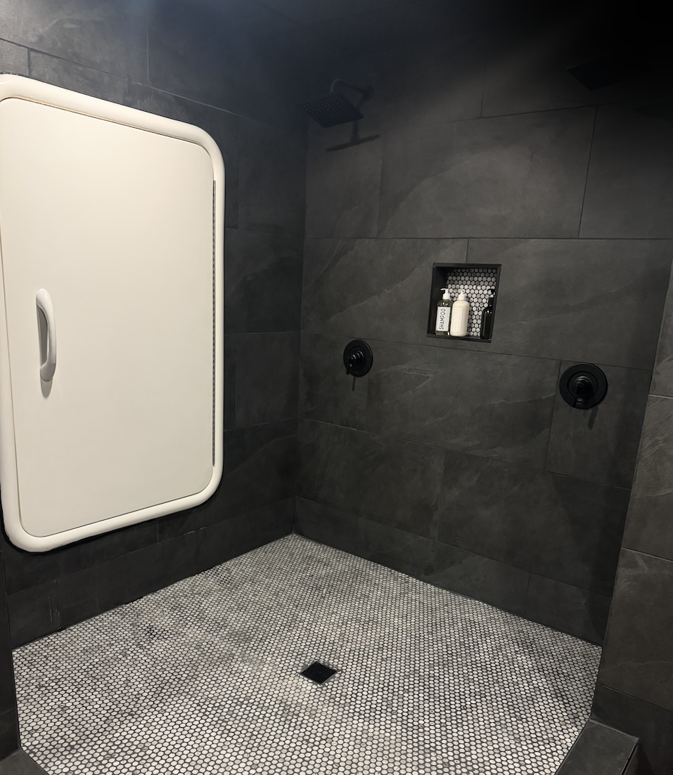 Float Tank
