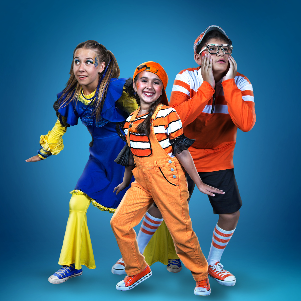 Dory, Nemo, and Marlin in the ocean