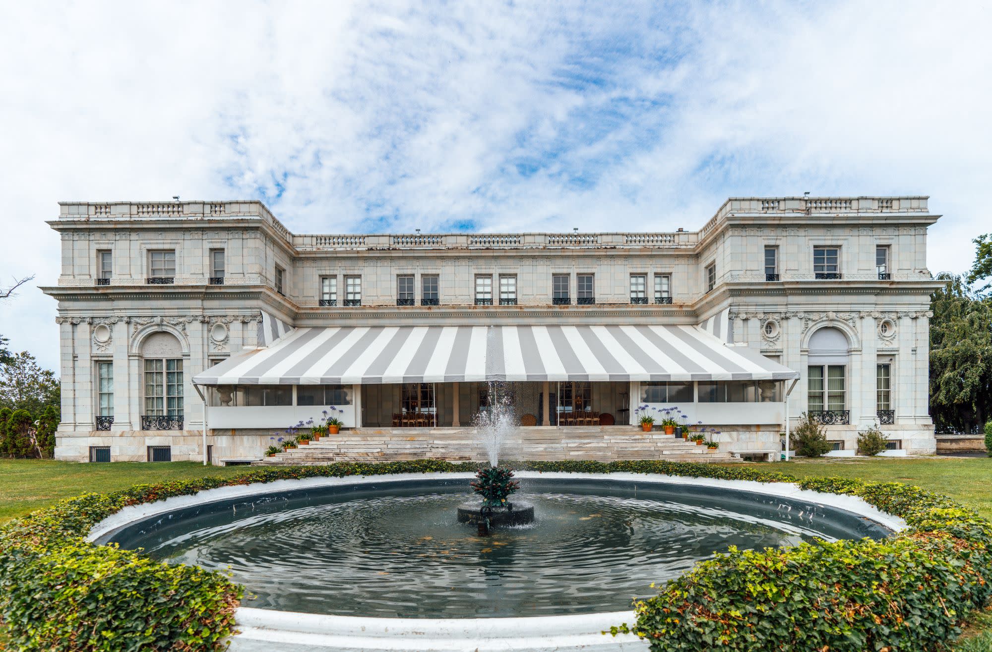 Rosecliff: Credit - Corey Favino