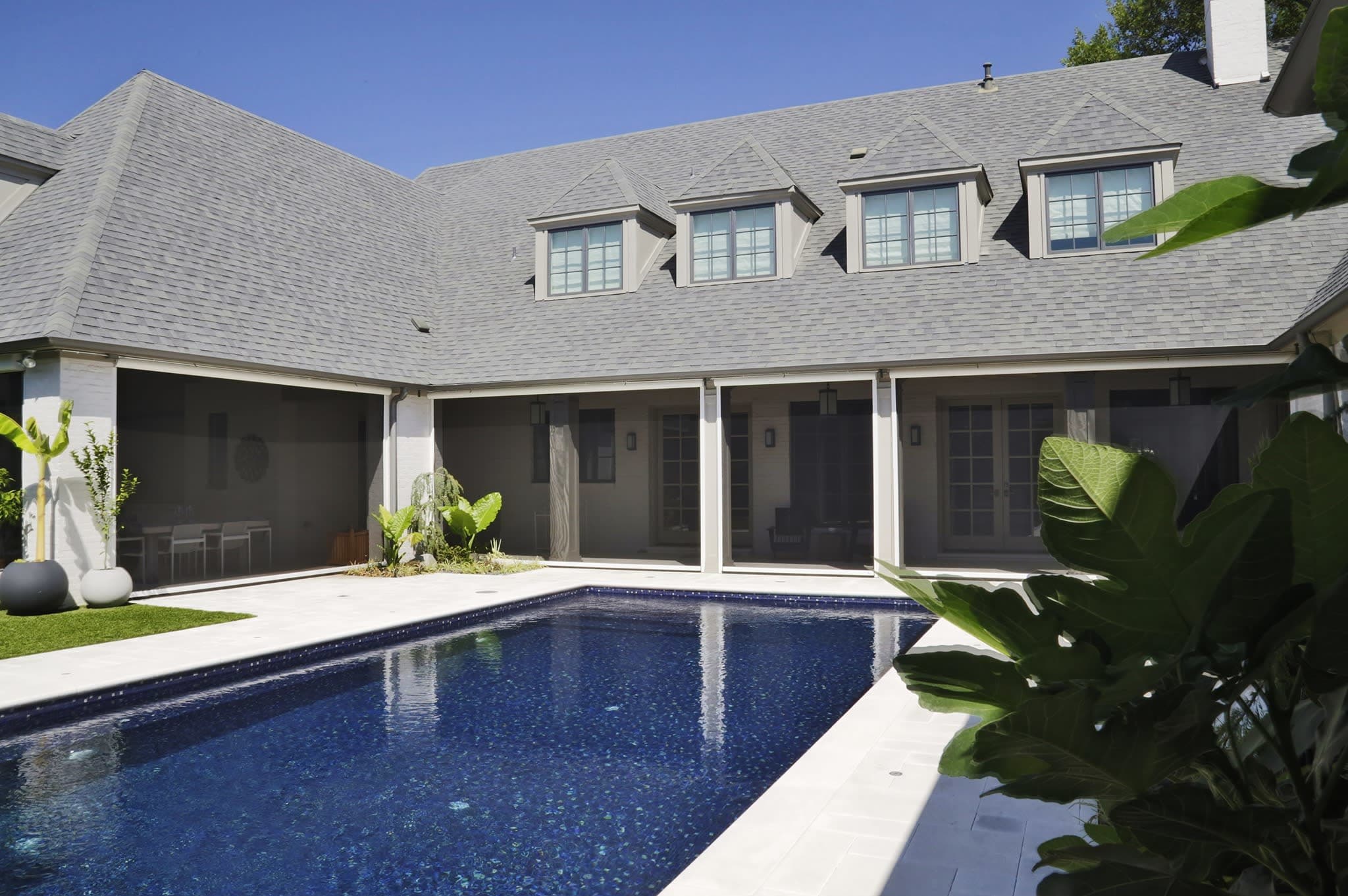 Motorized Retractable Screens