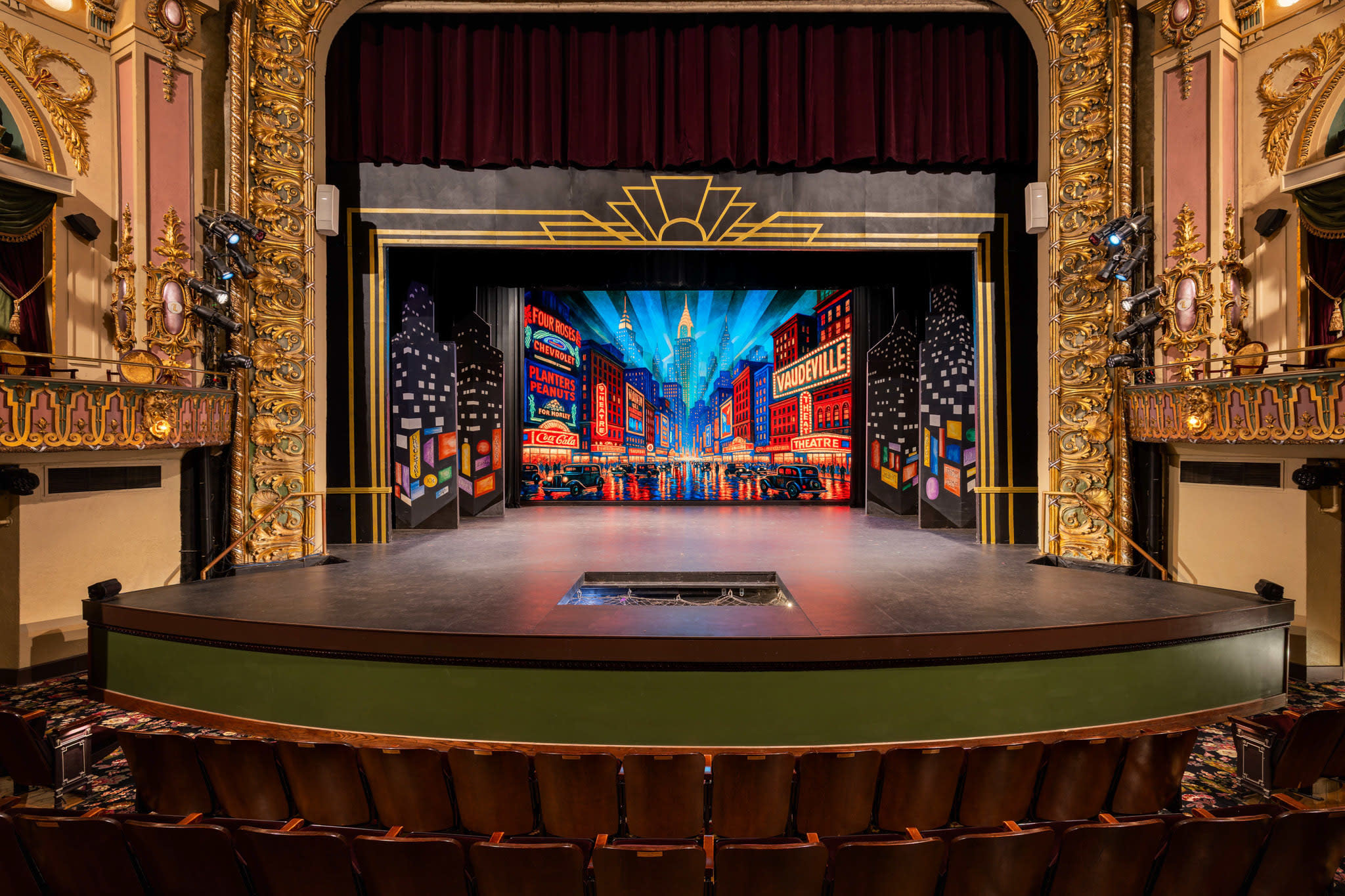 Springfield Little Theatre's New LED Wall
