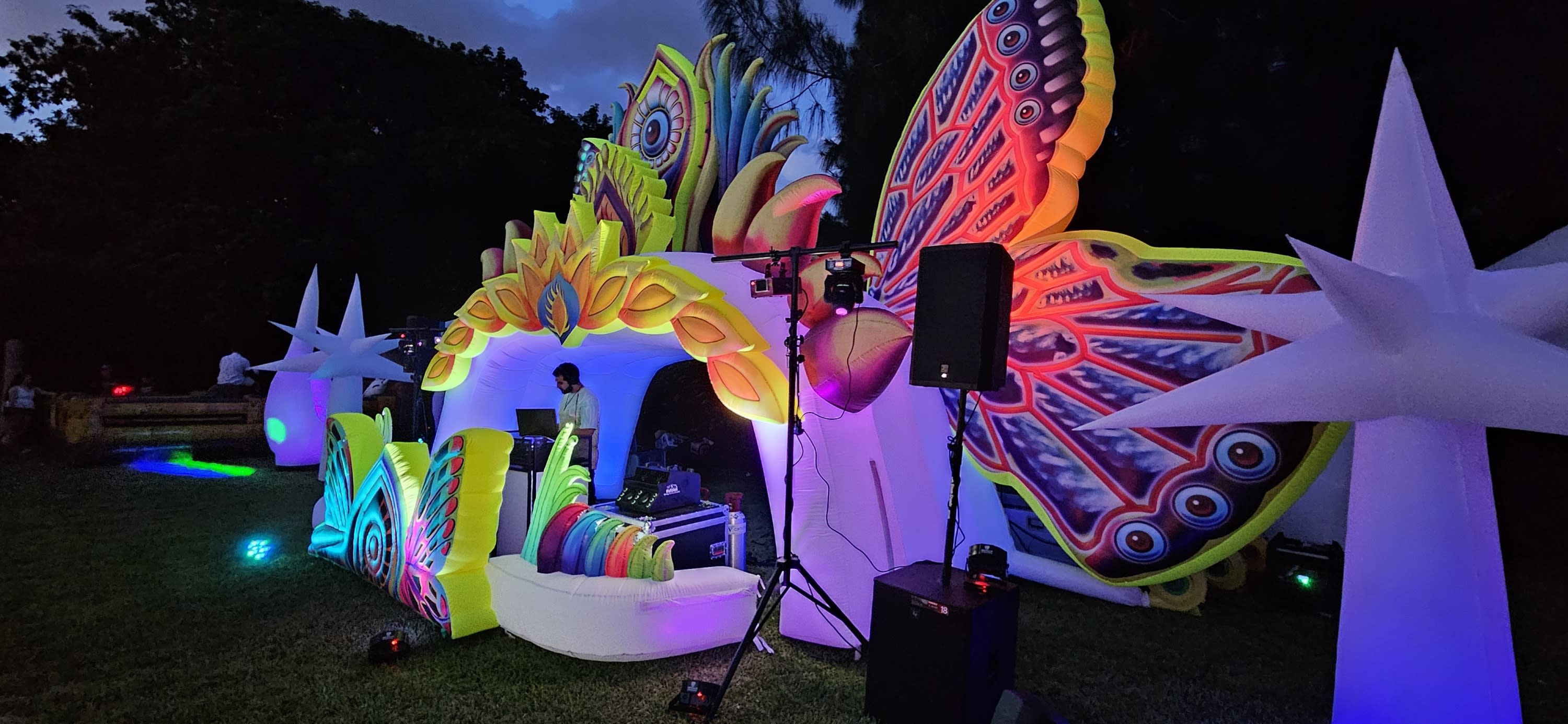 DJ DECORATION AND LIGHTS EFFECTS