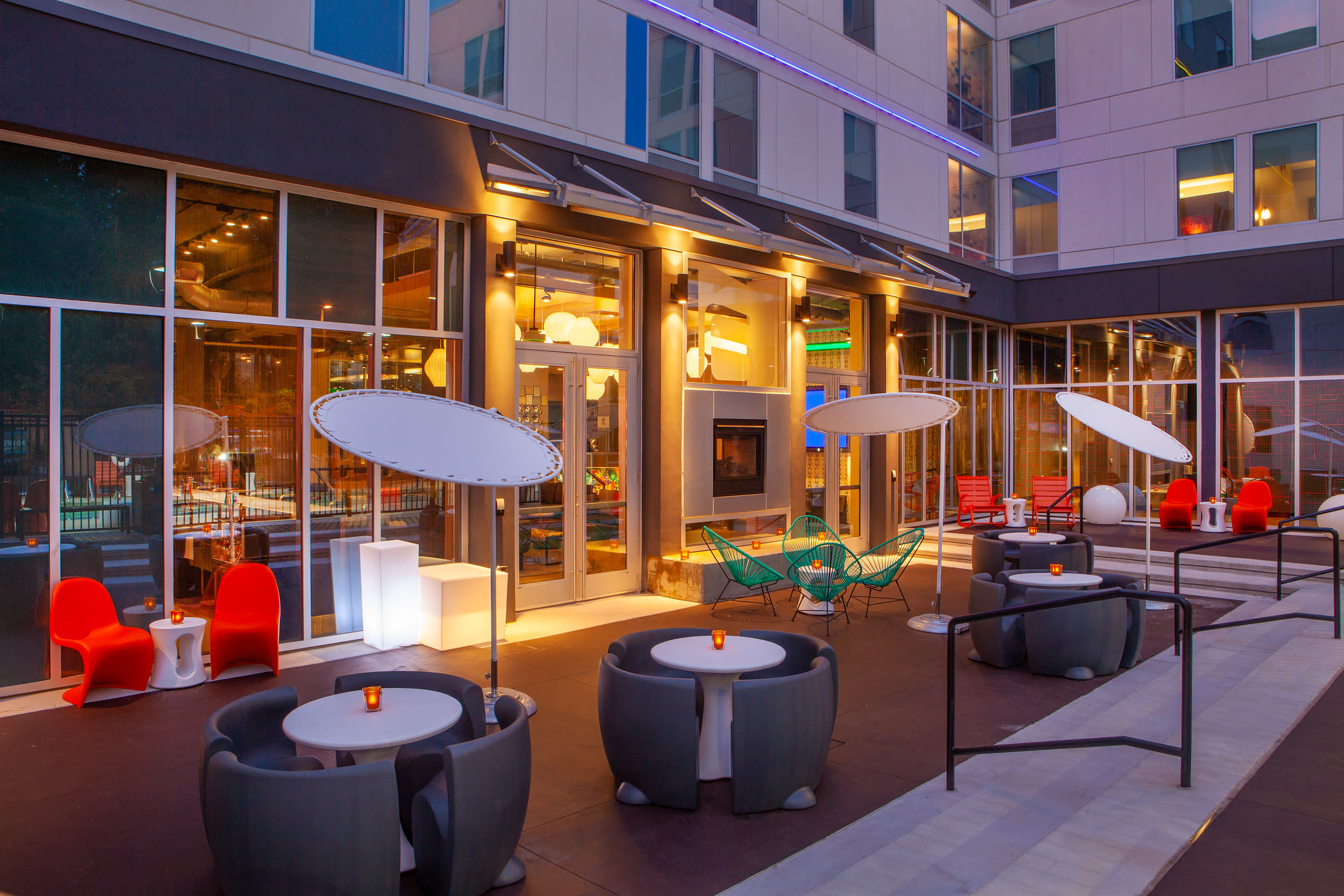 Aloft Alpharetta - Patio