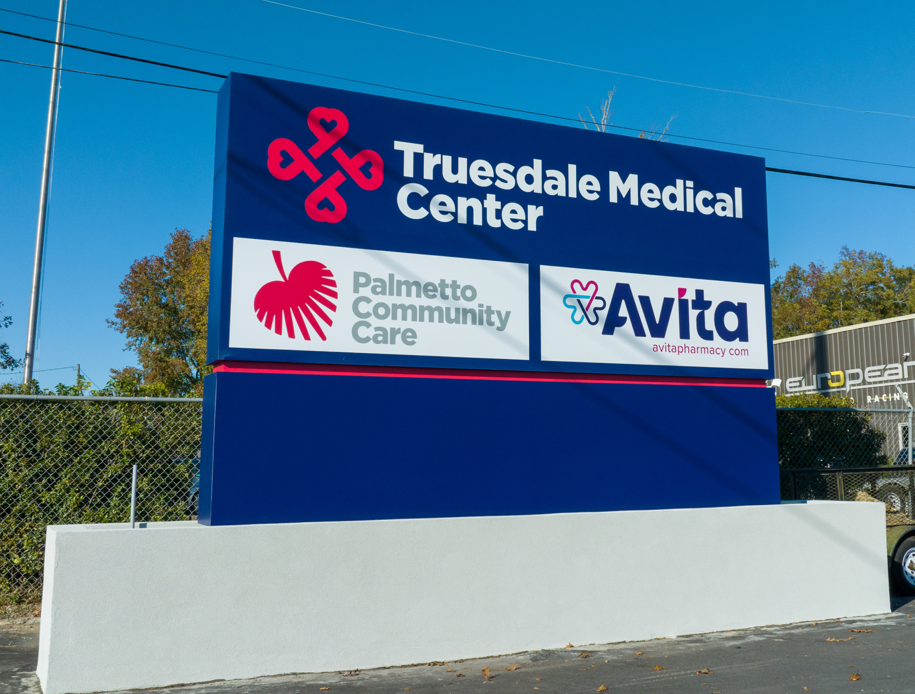 Business Sign - Truesdale Medical, Palmetto Community Care and Avita