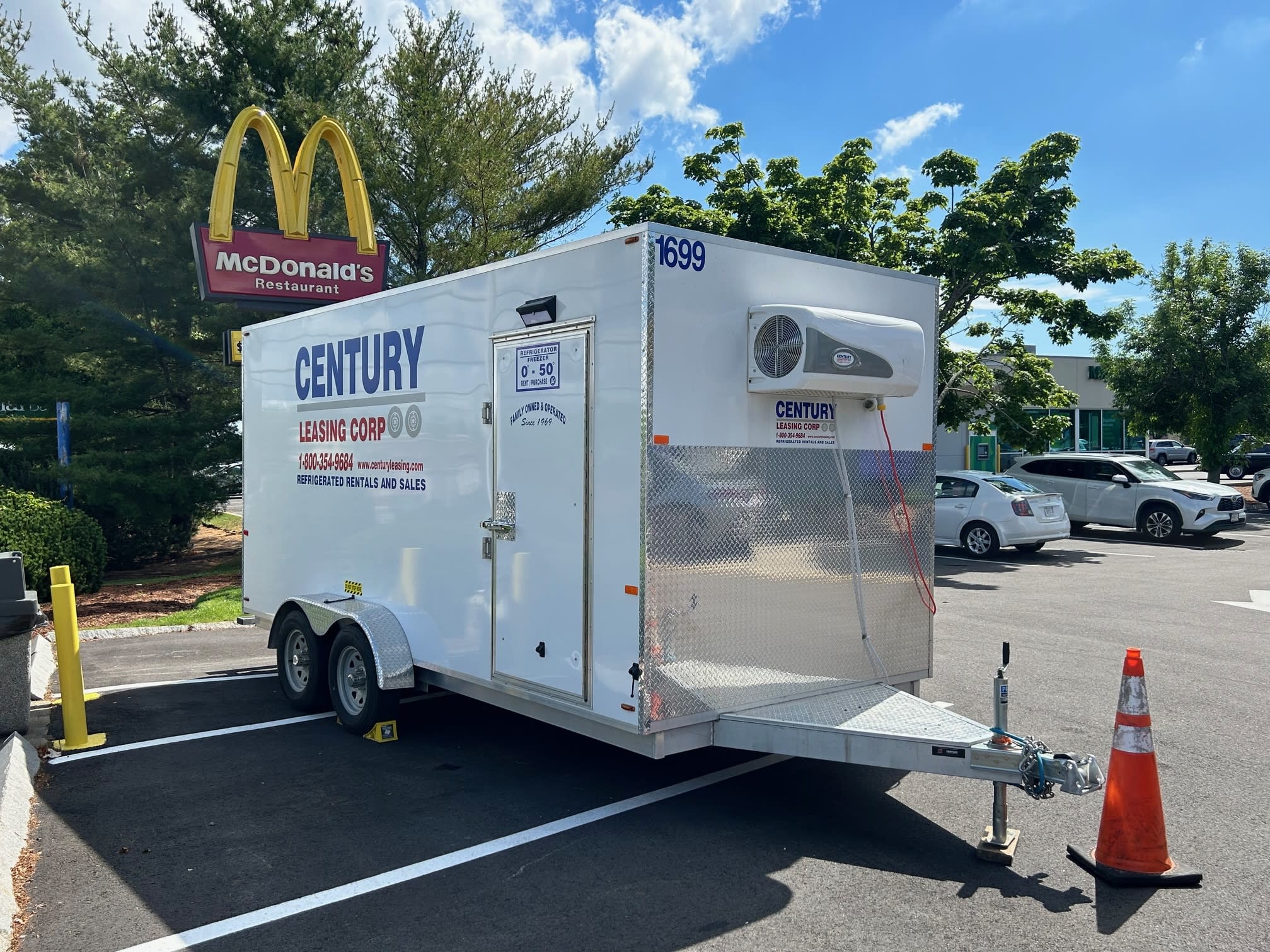 Walk-In-On-Wheels mobile refrigeration trailer