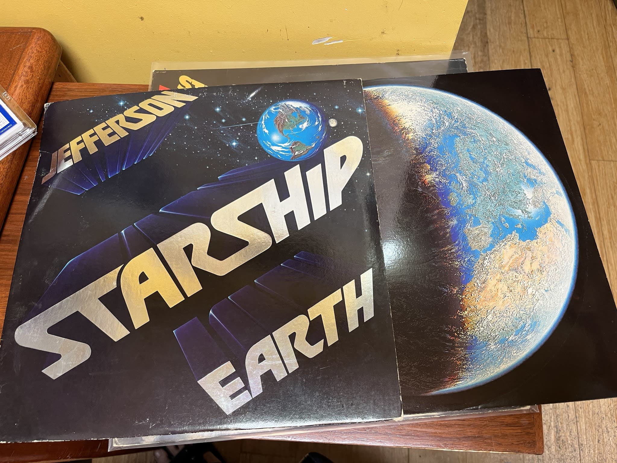 Flying Dog Wood Fired Pizza & Vinyl - Vinyl