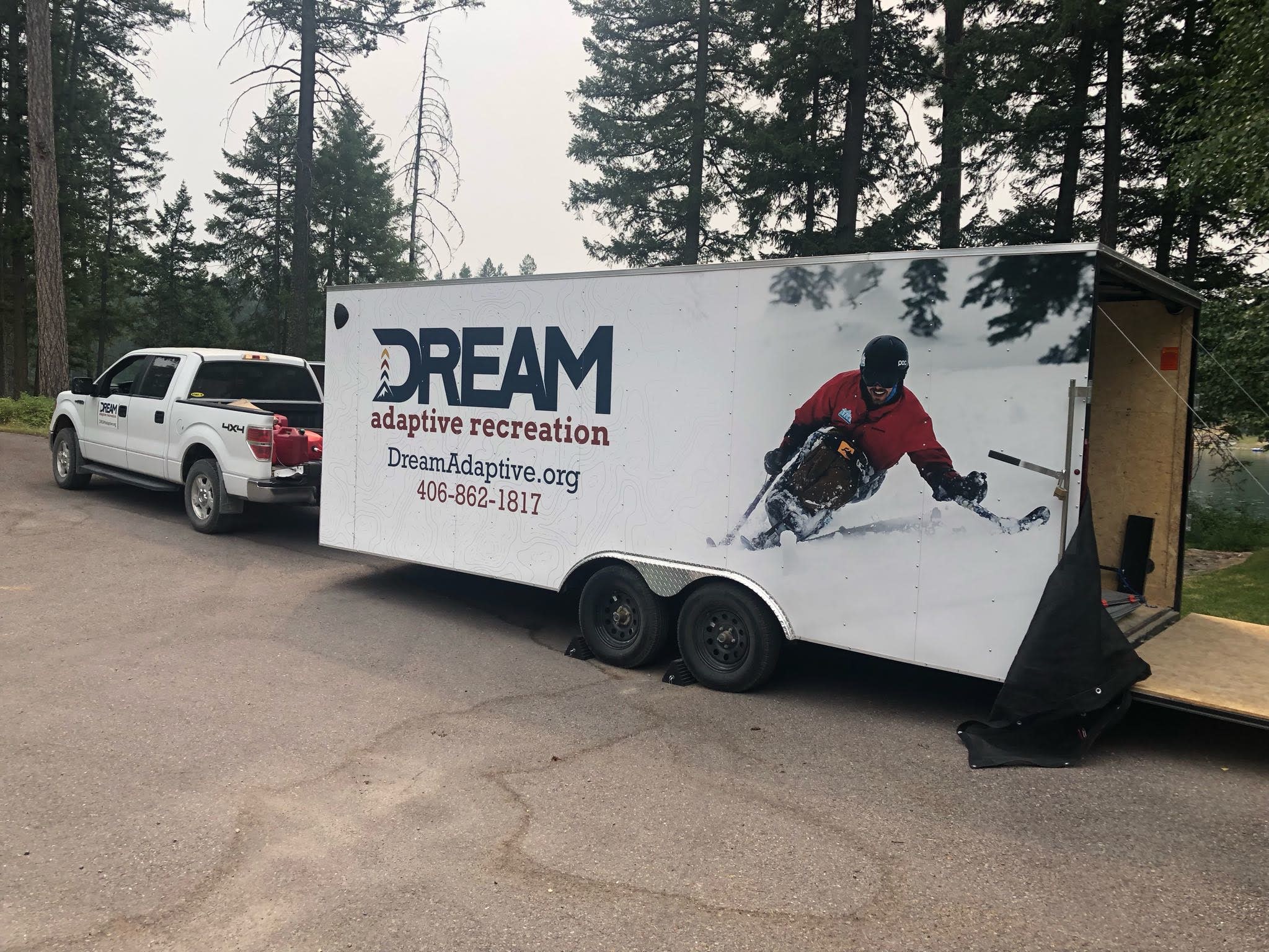photo of DREAM truck and trailer