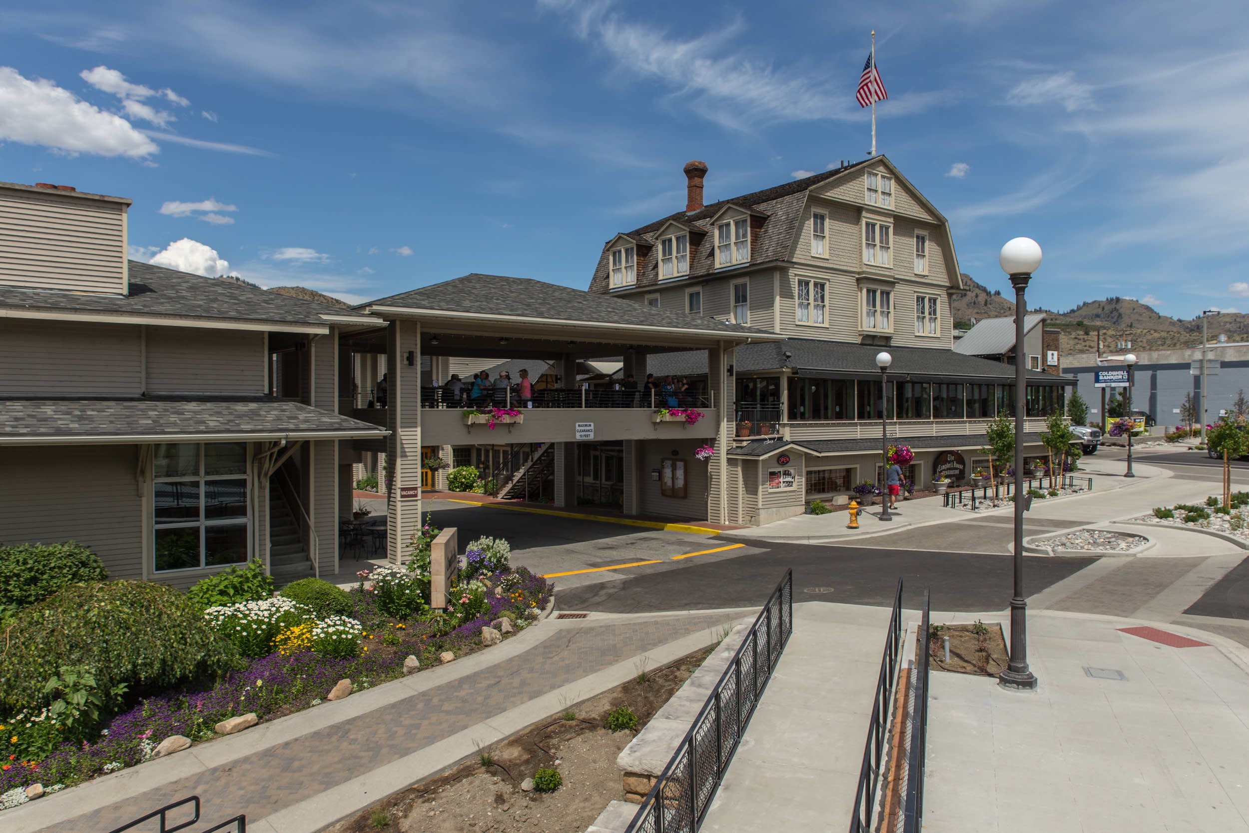 Cambell's Resort at Lake Chelan