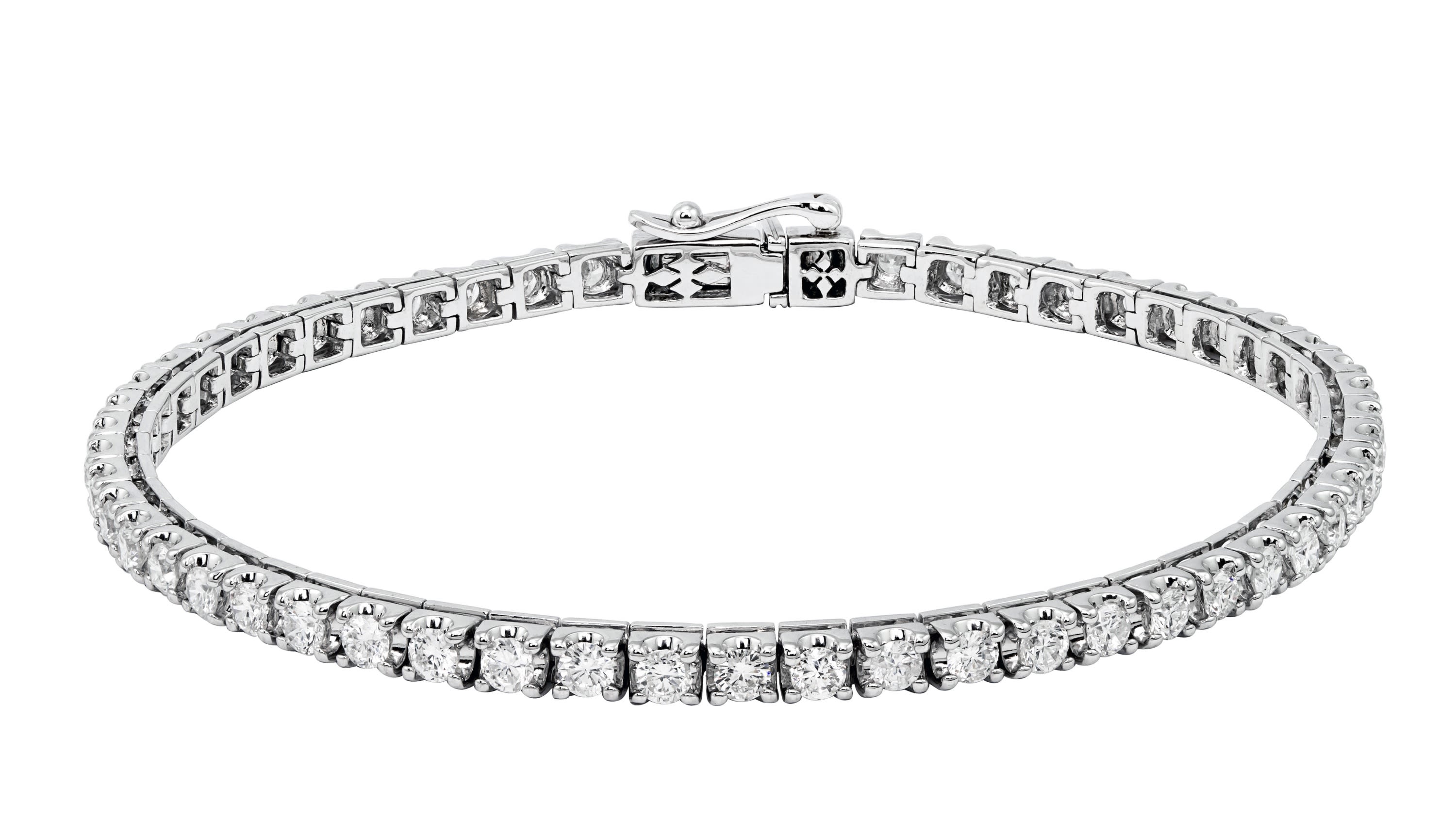 KP Gems diamond tennis bracelet.